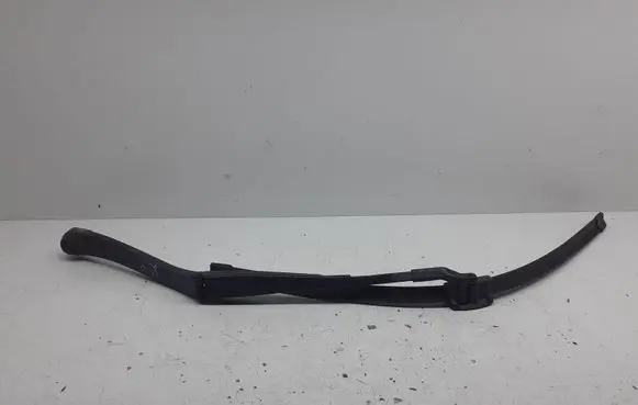 Mercedes-Benz E W212 Front wiper blade arm A2128201344