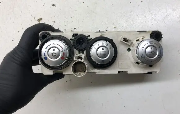 Mitsubishi Colt Climate control unit PMN164569O