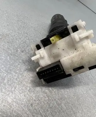 Nissan Qashqai+2 Indicator stalk 3612SN