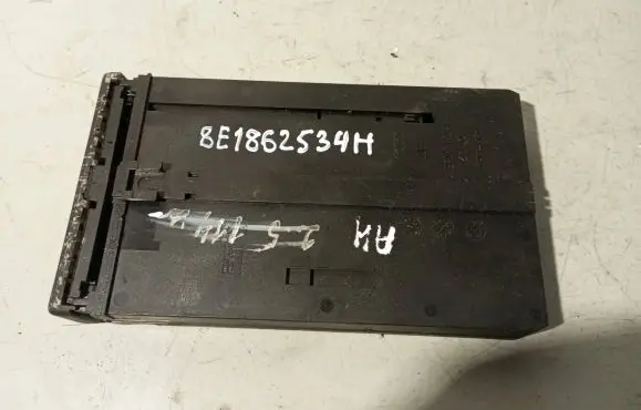 Audi A4 S4 B6 8E 8H Cup holder 8E1862634H
