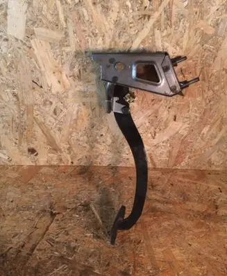 Clutch pedal