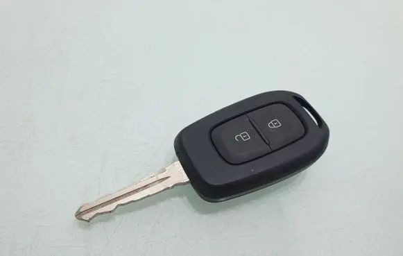 Dacia Dokker Ignition key/card 