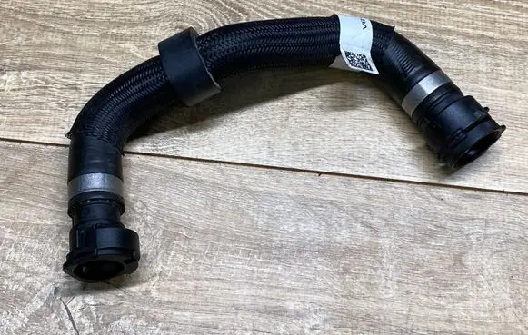 Land Rover Range Rover Evoque L551 Engine coolant pipe/hose K8D28B160BA