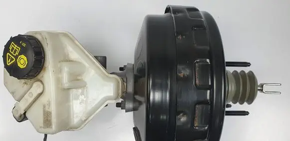 Volvo V70 Brake booster P31329895