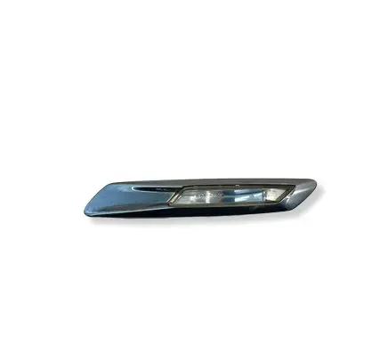 BMW 5 F10 F11 Front fender indicator light 7154168 7154170