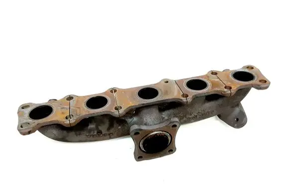 Volvo S60 Exhaust manifold 30757870