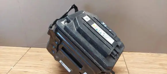 BMW 3 G20 G21 Car battery 23101910 DJ5A286A601