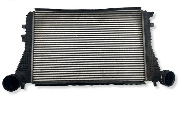 Volkswagen Touran I Intercooler radiator 1K0145803L
