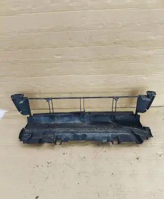 Mercedes-Benz C W204 Bottom radiator support slam panel A2045050430 BBP161501