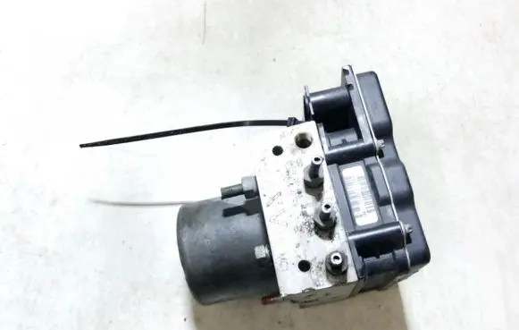 Toyota Avensis T270 ABS Pump 0265951567 0265251490