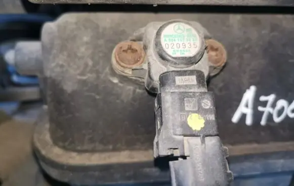 Mercedes-Benz A W168 Air pressure sensor a0041533228 020935