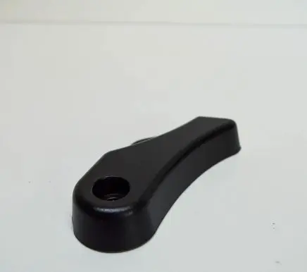 Engine bonnet (hood) release handle