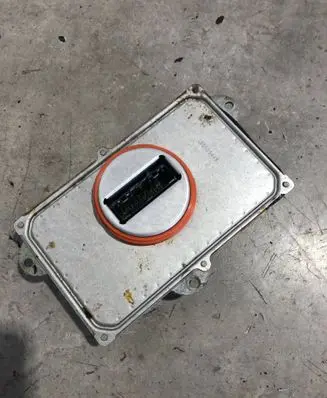 Peugeot 2008 II LED ballast control module L371210