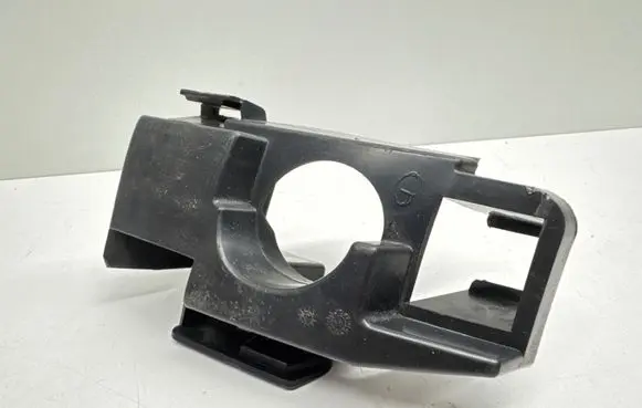 Peugeot 308 Front bumper mounting bracket 99901579 AA38248514