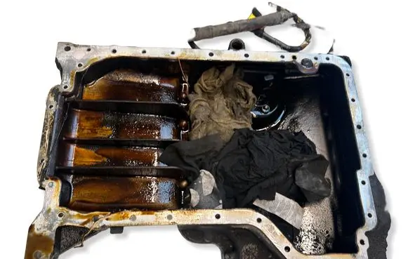 Audi A8 S8 D2 4D Oil sump 077103603P