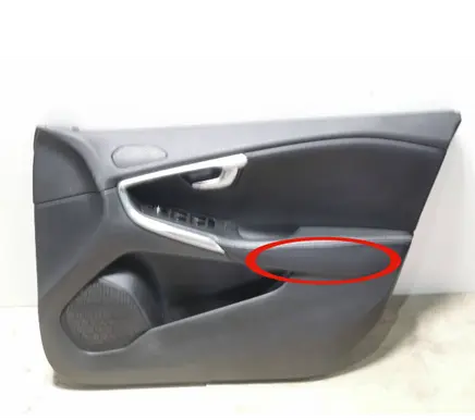 Volvo V40 Front door card panel trim 31363553 3781524y5rv 1319933
