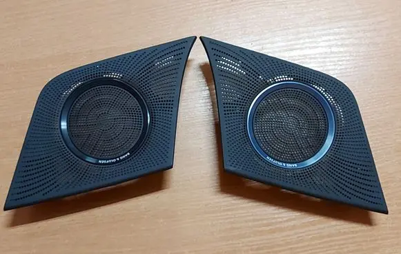 Dash center speaker trim cover