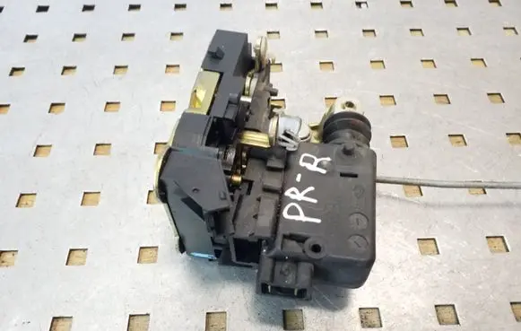 Renault Kangoo I Front door lock