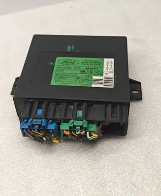 Ford Focus Comfort/convenience module 98AG15K600FD 720DT83SA
