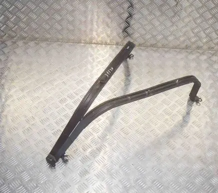 Maserati Quattroporte Fuel tank mounting bracket 670007867
