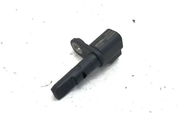 Volvo XC40 ABS brake wheel speed sensor 32214293