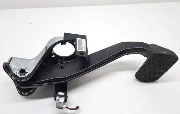 Mercedes-Benz E W212 Brake pedal A204292022
