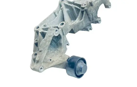 Renault Master III Generator/alternator bracket 117103703R 117101436R