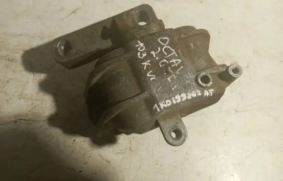Skoda Octavia Mk2 (1Z) Engine mount bracket 1K0199262AT