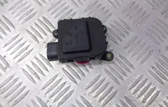 Seat Leon (1M) A/C air flow flap actuator/motor 1J1907511C