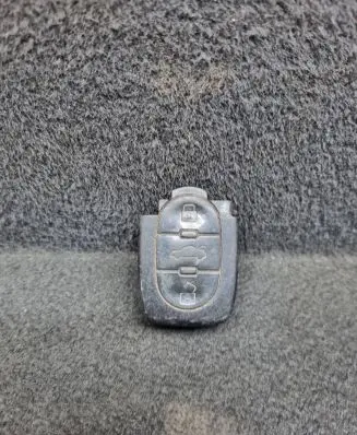 Audi A4 S4 B6 8E 8H Ignition key/card 8Z0837231