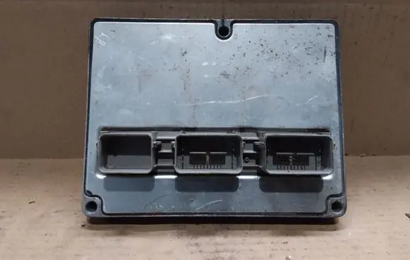 Ford Focus Engine control unit/module 5M5112A650AD