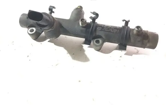 Audi A8 S8 D3 4E Fuel main line pipe 059130089D