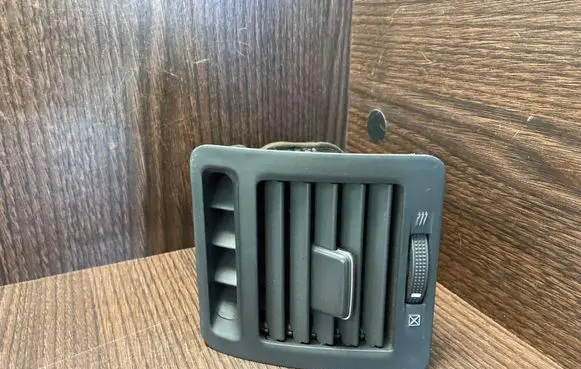 Dashboard side air vent grill/cover trim