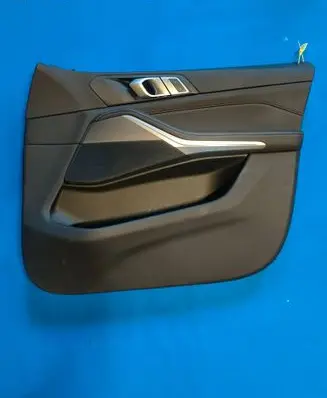 BMW X5 G05 Front door card panel trim 