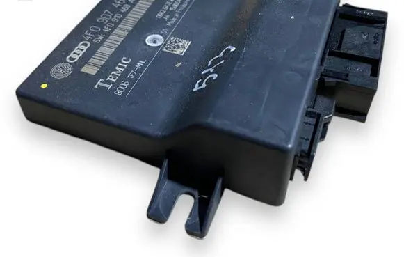 Audi A6 S6 C6 4F Gateway control module 4F0907468B 4F0910468A