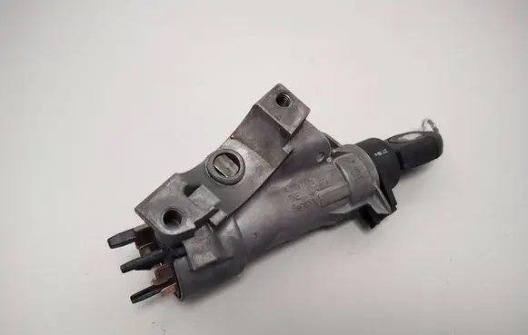 Skoda Octavia Mk1 (1U) Ignition lock 4B0905851C