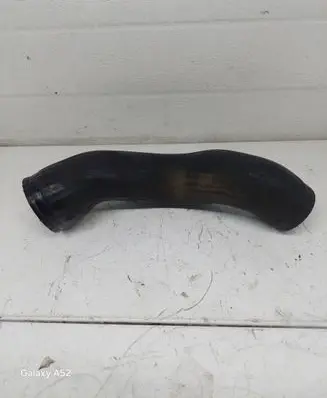 Volvo V70 Intercooler hose/pipe 30680218