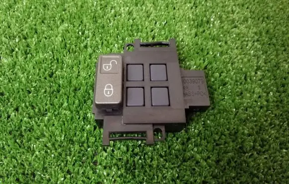 Land Rover Range Rover Sport L320 Central locking switch button AH2214017AA 10004655 10039090