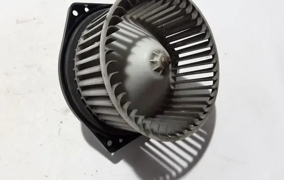Subaru Legacy A/C air flow flap actuator/motor 72223AE000
