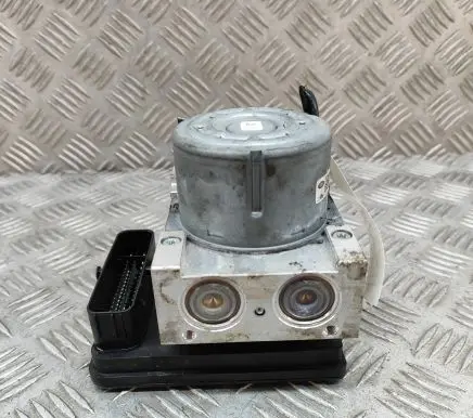 Land Rover Discovery Sport ABS Pump GJ322C405AF A426R16W085