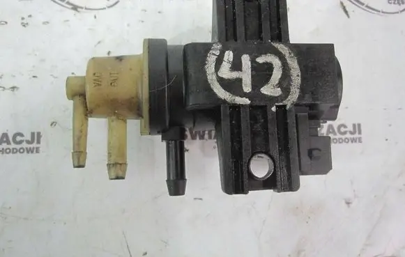 Renault Trafic III (X82) Turbo solenoid valve 149566740R