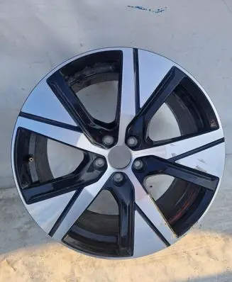 Volvo XC40 R19 alloy rim 