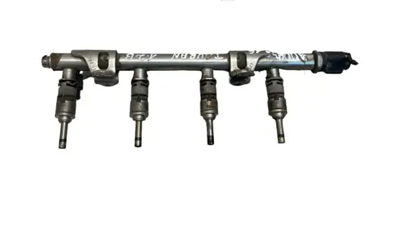 Volkswagen Touran II Fuel main line pipe 04E133320D 204E906036L 1550330717