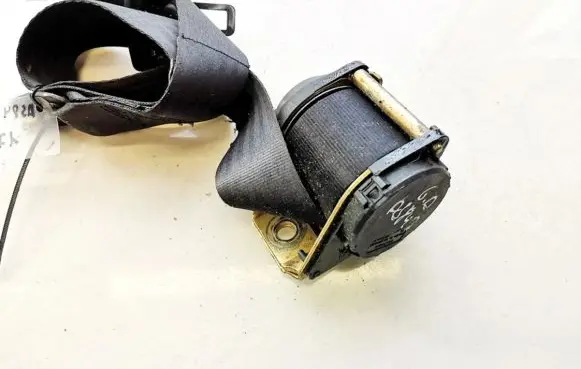 Alfa Romeo 166 Rear seatbelt b237 044047