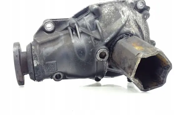 BMW 5 F10 F11 Front differential 7558151