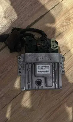 Ford Mondeo MK IV Engine ECU kit and lock set AG9112A650ADF