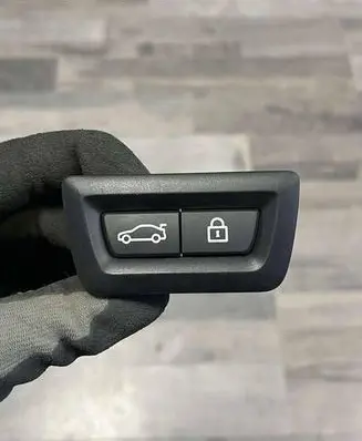 BMW X5 G05 Tailgate/boot open switch button 9275121