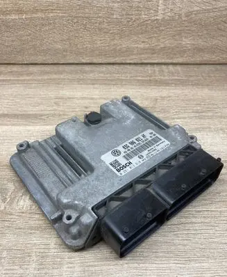 Volkswagen PASSAT B6 Engine control unit/module ECU 03G906021HF 0281013618