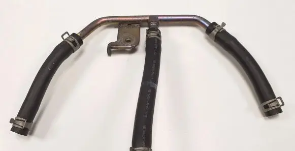 Infiniti FX Engine coolant pipe/hose