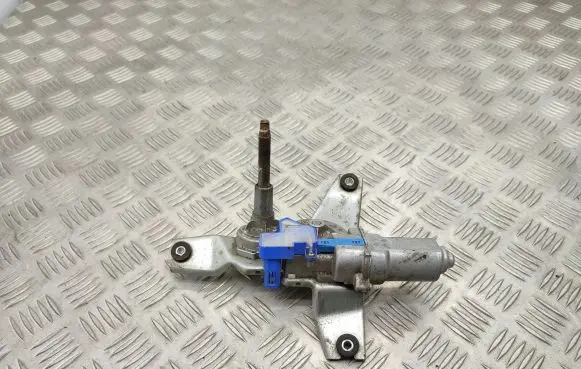 Honda FR-V Rear window wiper motor 33845D
